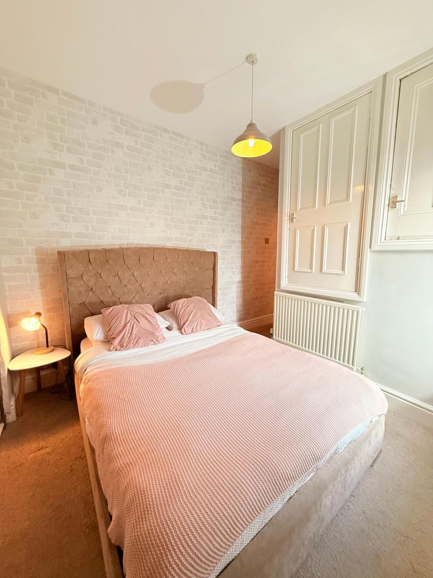 Little Cosy Getaway - York Villa Exterior photo